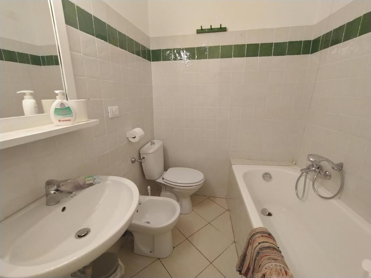 Dorothea House Apartment เลวานโต ภายนอก รูปภาพ